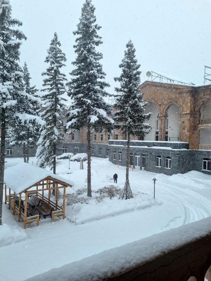 Jermuk Moscow Health Resort Buitenkant foto